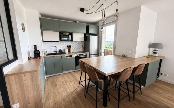 Appartement à vendre    3 pièces • 62,56 m2 Montrabé