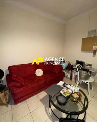CLICHY _ Appartement type STUDIO dans immeuble de caractère 149 000 € **  - Référence  4493