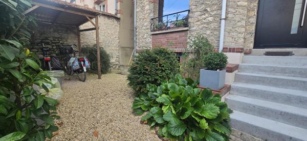 Superbe maison de ville-Gare à pieds CHARTRES