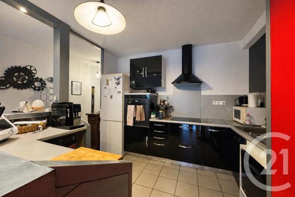 Appartement T2 à vendre  2 pièces - 67,49 m 2   LUC LA PRIMAUBE  - 12