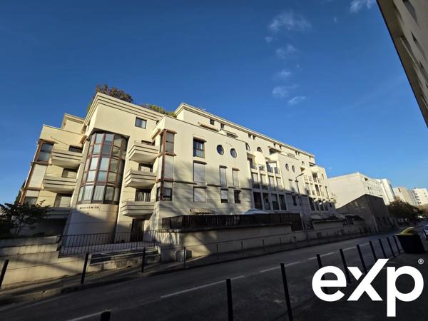Appartement loué T2 à Nîmes, balcon parking sous-sol