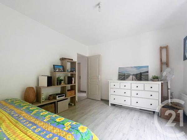 Appartement T3 à vendre  4 pièces - 80,20 m 2   BEZIERS  - 34