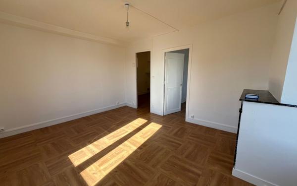 Appartement à louer    1 pièce •  Château-Thierry
