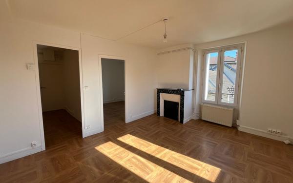 Appartement à louer    1 pièce •  Château-Thierry