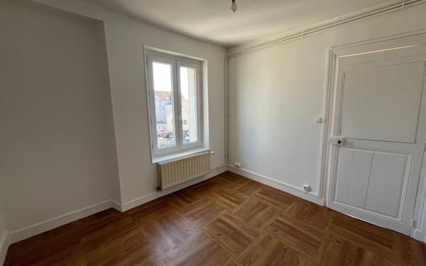 Appartement à louer    1 pièce •  Château-Thierry