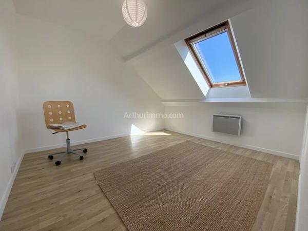 Vente                                                      Appartement
                        
                     3 pièces                      52 m2                     à Auray