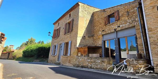 Maison en pierre avec dépendance et terrain