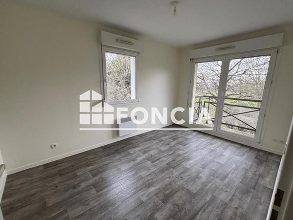 Location Appartement 2 pièces 43.33 m² - 14 -16 AVENUE CROIX GUERIN Caen 14000
