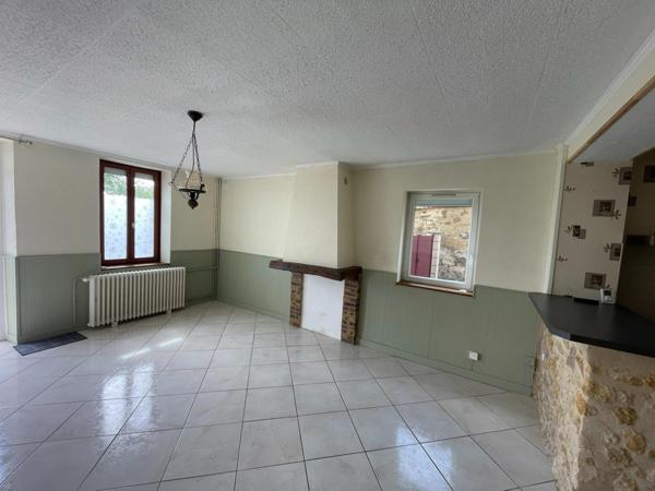 Maison à SAINT-GEORGES-DU-BOIS, 72700 - 4 pièces 90m²