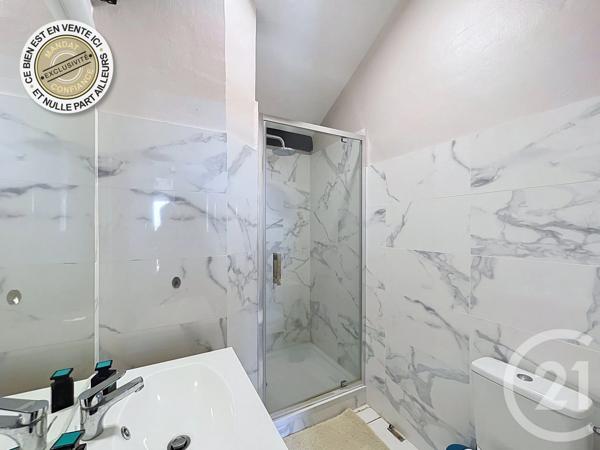 Appartement F3 à vendre  3 pièces - 38 m 2   LE BARCARES  - 66