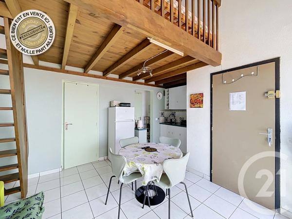 Appartement F3 à vendre  3 pièces - 38 m 2   LE BARCARES  - 66