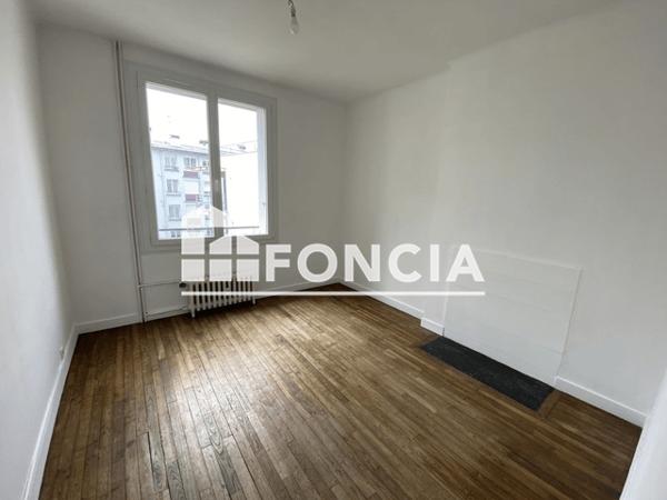Location Appartement 2 pièces 40.68 m² - 4 BLD MOUCHOTTE Brest 29200