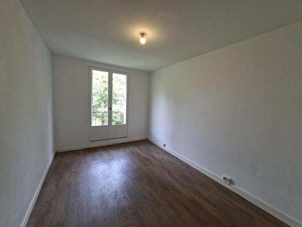 Appartement T3 à louer - 66 m² (réf : 524272)