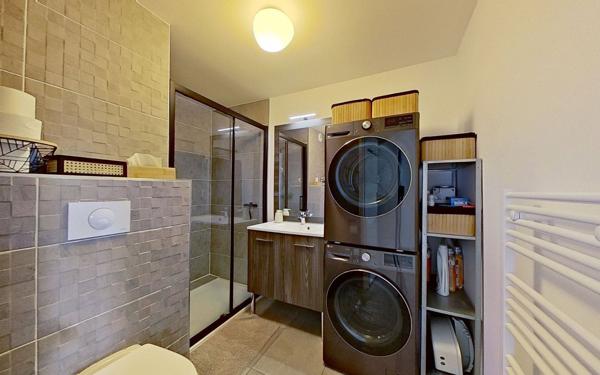 Appartement à vendre    5 pièces • 104 m2 Champagne-au-Mont-d'Or