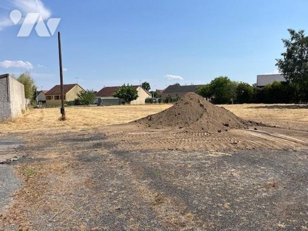 TERRAIN CONSTRUCTIBLE COSNE D'ALLIER