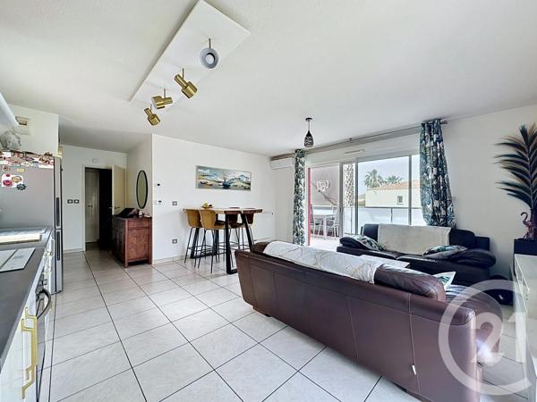 Appartement F4 à vendre  4 pièces - 73 m 2   MAUGUIO CARNON  - 34
