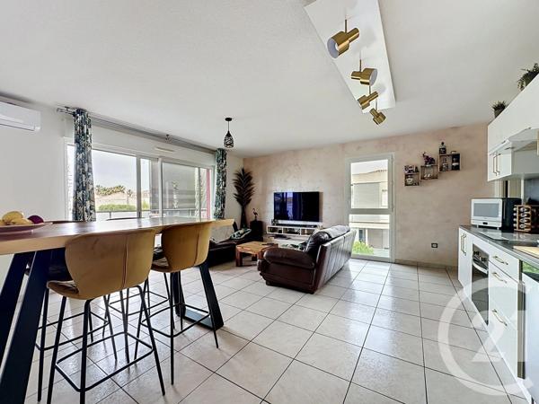 Appartement F4 à vendre  4 pièces - 73 m 2   MAUGUIO CARNON  - 34