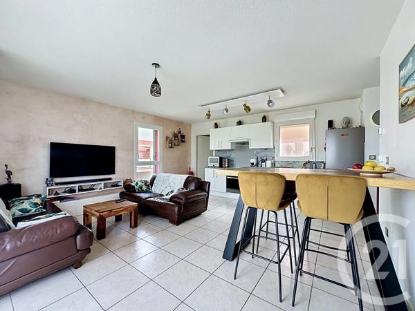 Appartement F4 à vendre  4 pièces - 73 m 2   MAUGUIO CARNON  - 34