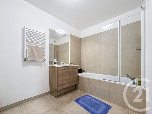 Appartement T3 à vendre  3 pièces - 64,10 m2 ANTIBES - 06