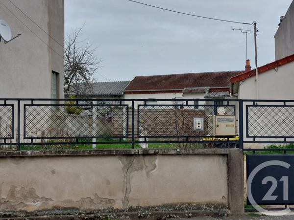 Maison à vendre  2 pièces - 40,30 m 2   MONTLUCON  - 03