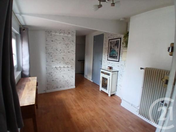 Immeuble à vendre  401 m 2   MONTLUCON  - 03