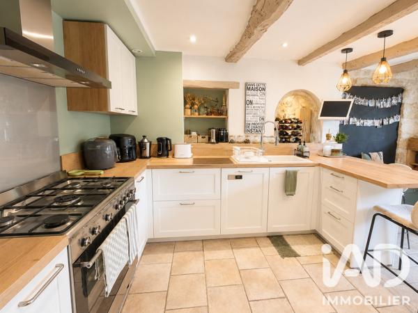 Maison à vendre 6 pièces 241 m² Le Rouret