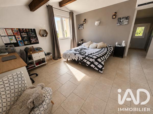 Maison à vendre 6 pièces 241 m² Le Rouret
