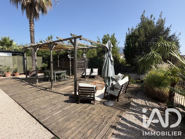 Maison à vendre 6 pièces 241 m² Le Rouret