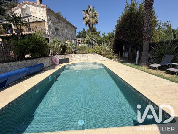 Maison à vendre 6 pièces 241 m² Le Rouret
