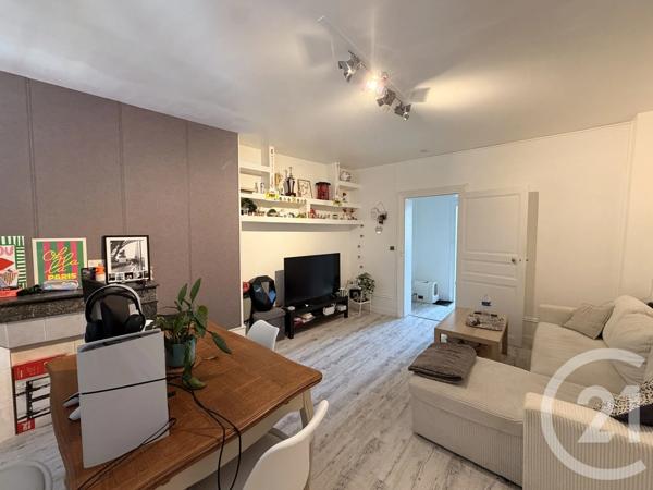 Appartement F2 à vendre  2 pièces - 54 m 2   MOULINS  - 03