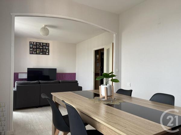 Appartement F2 à vendre  2 pièces - 54 m 2   MOULINS  - 03