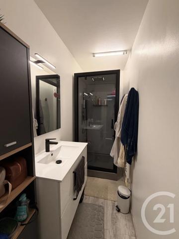 Appartement F2 à vendre  2 pièces - 54 m 2   MOULINS  - 03