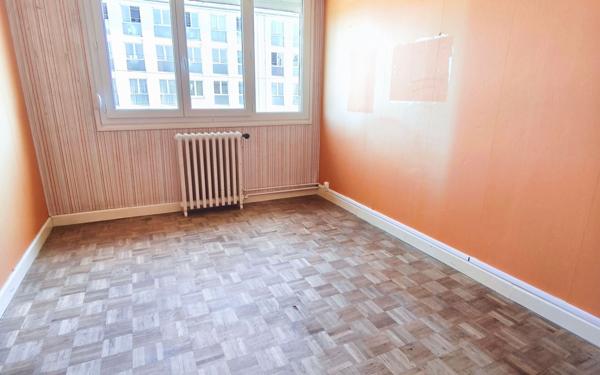 Maison à vendre    4 pièces •  Péronne