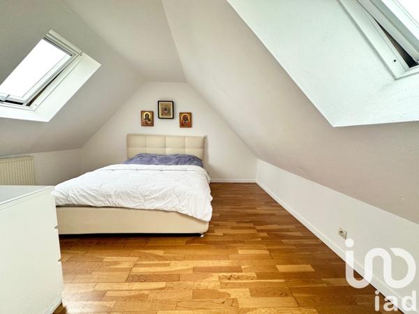 Maison traditionnelle 6 pièces de 170 m² à Le Meux (60880)