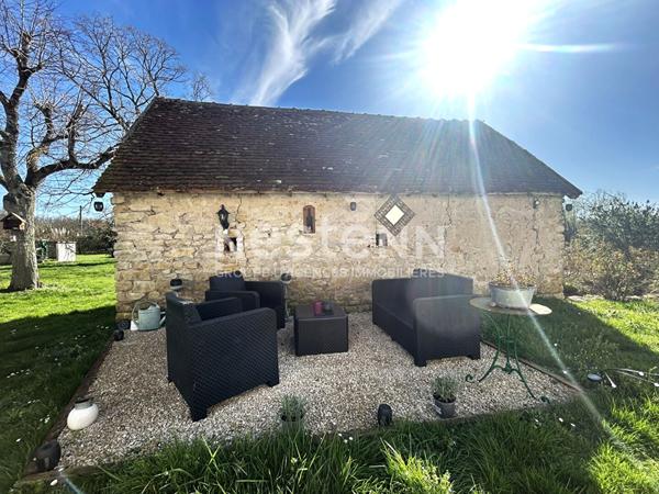 LONGERE 3 CHAMBRES AVEC DEPENDANCES ENVIRONNEMENT CALME PROCHE COMMERCES A CHABRIS (INDRE 36)