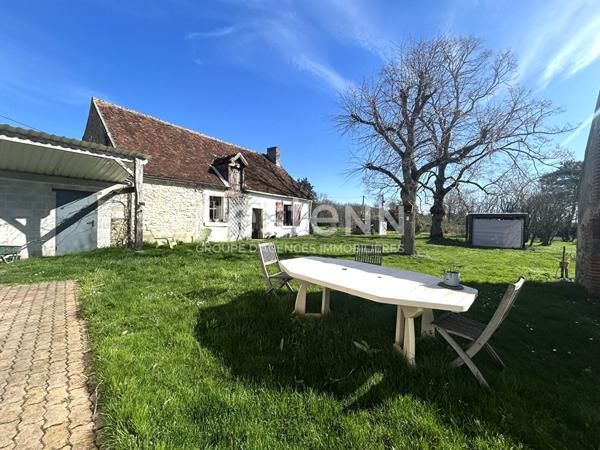 LONGERE 3 CHAMBRES AVEC DEPENDANCES ENVIRONNEMENT CALME PROCHE COMMERCES A CHABRIS (INDRE 36)