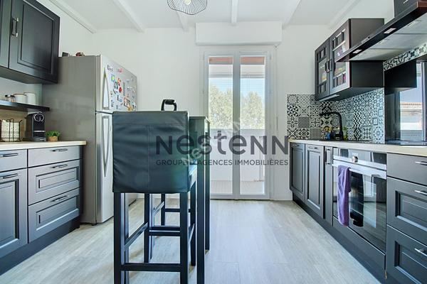 Appartement T4 de 83 m² avec terrasse plein sud, résidence sécurisée avec concierge à Marignane