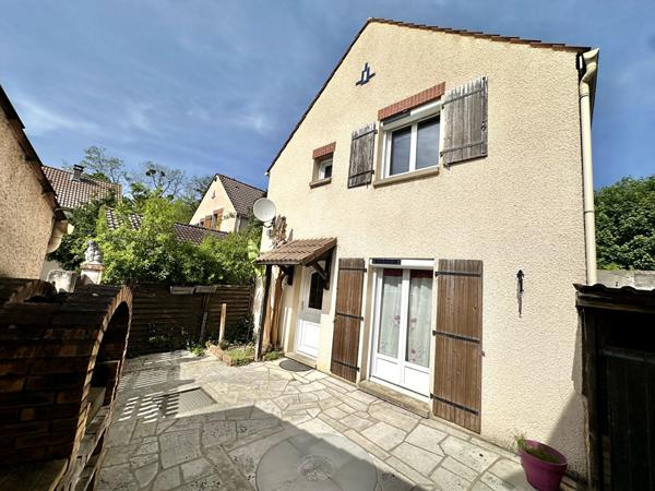 À vendre chez ERA IMMOBILIER ? Maison 4 pièces avec combles aménagés