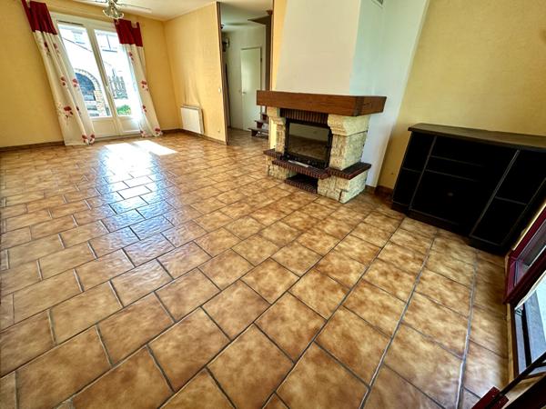 À vendre chez ERA IMMOBILIER ? Maison 4 pièces avec combles aménagés