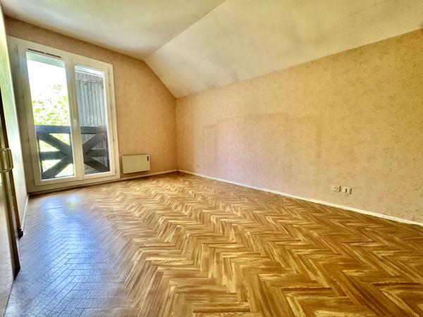 À vendre chez ERA IMMOBILIER ? Maison 4 pièces avec combles aménagés