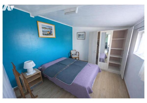 MAISON D’HABITATION EN PIERRE – TREGASTEL (VIEUX BOURG) – TERRAIN CONSTRUCTIBLE AVEC ANNEXE
