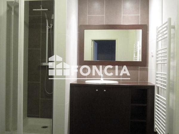 Location Appartement 3 pièces 56.3 m² - 5 RUE DU PUITS BERCHOT Chartres 28000