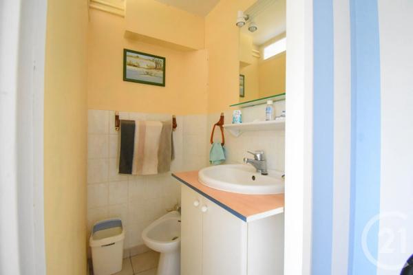 Maison à vendre  5 pièces - 137,51 m 2   CREUZIER LE VIEUX  - 03