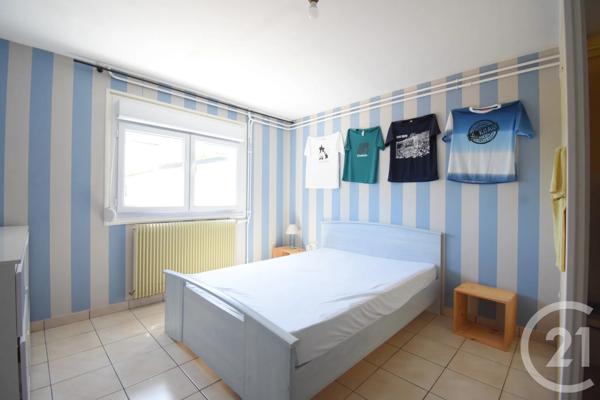 Maison à vendre  5 pièces - 137,51 m 2   CREUZIER LE VIEUX  - 03