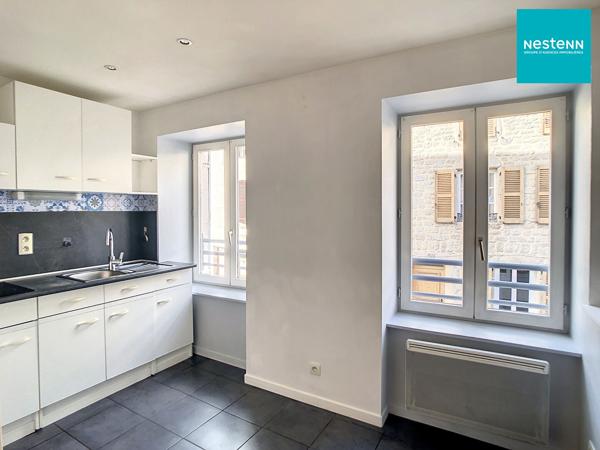 APPARTEMENT MONTBRISON - 2 pièce(s) - 31m² - proche centre-ville et stationnement facile