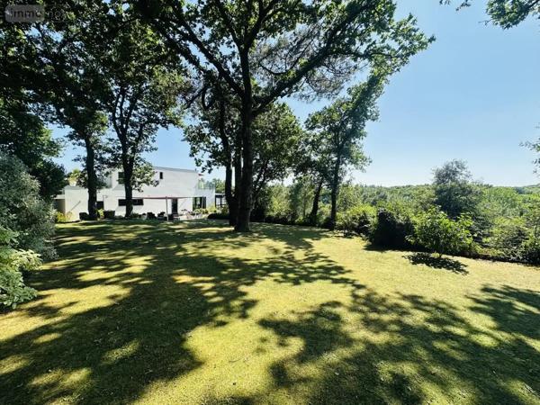Achat - Maison Larmor-Plage 56260 5 pièces 213 m 2 1949 m 2