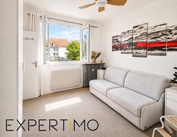 APPARTEMENT 2 PIÈCES –VERSAILLES – GARE A PIEDS – COMMERCES – ASCENSEUR