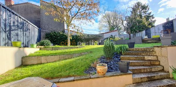 Vente Maison350 m² - 7 Pièces - TORFOU (49660)