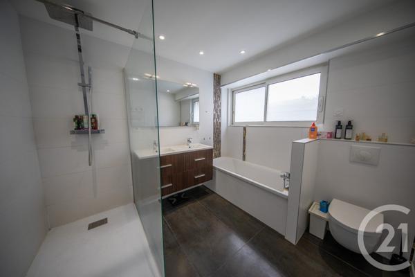 Maison à vendre  8 pièces - 189,82 m2 ST MEDARD EN JALLES - 33