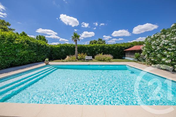 Maison à vendre  8 pièces - 189,82 m2 ST MEDARD EN JALLES - 33